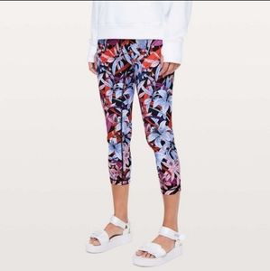 Lululemon Wunder Under Crop Leggings - Size 6